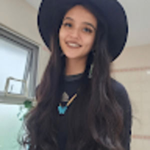 Meet your Posher, Naomi